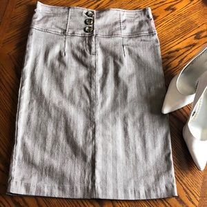 Thick Striped Pencil Skirt 😍 NWOT